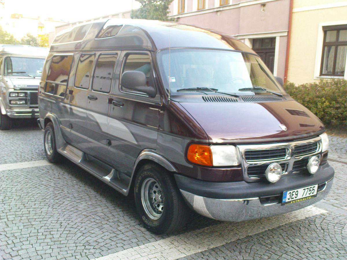 1998 Dodge Ram Van